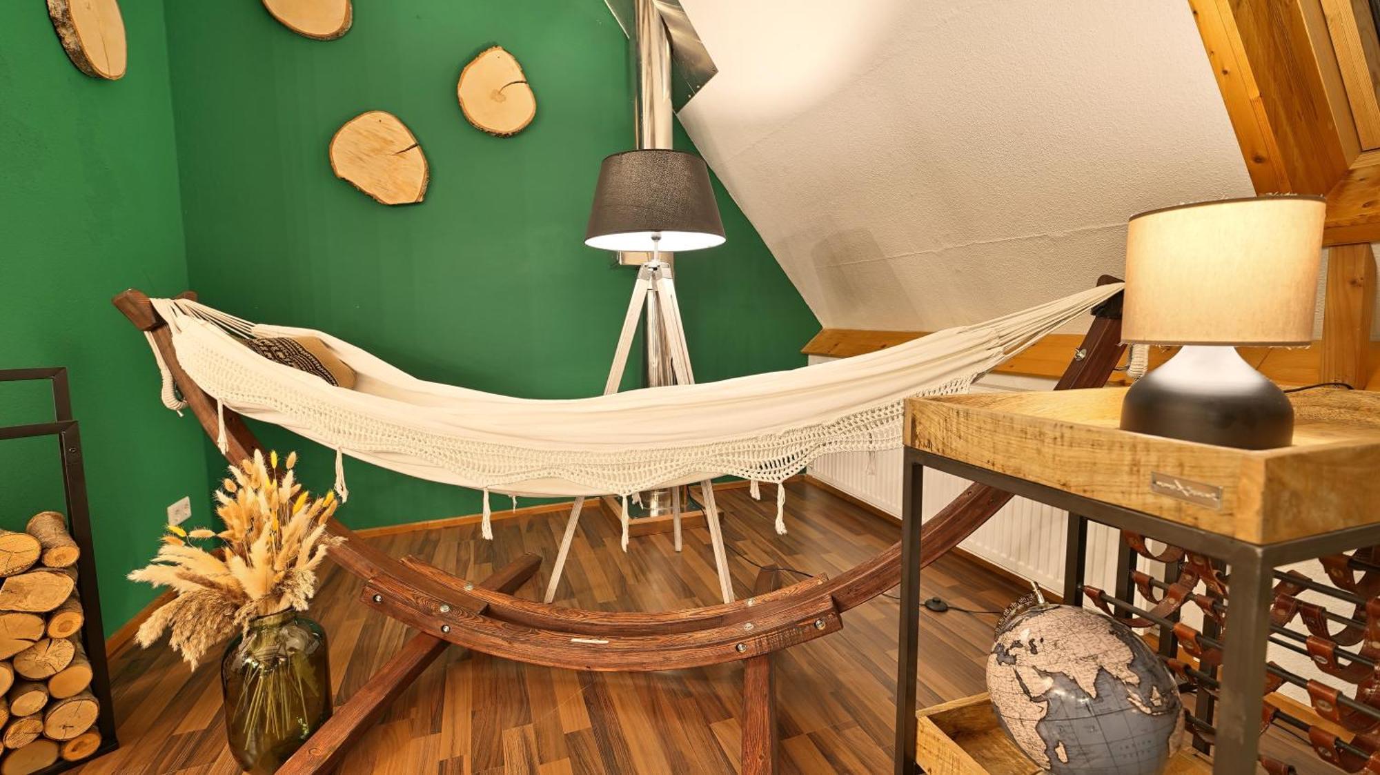 Green Loft Schwarzwald - Dach-Balkon--Musik-Ecke Fluorn-Winzeln Kültér fotó
